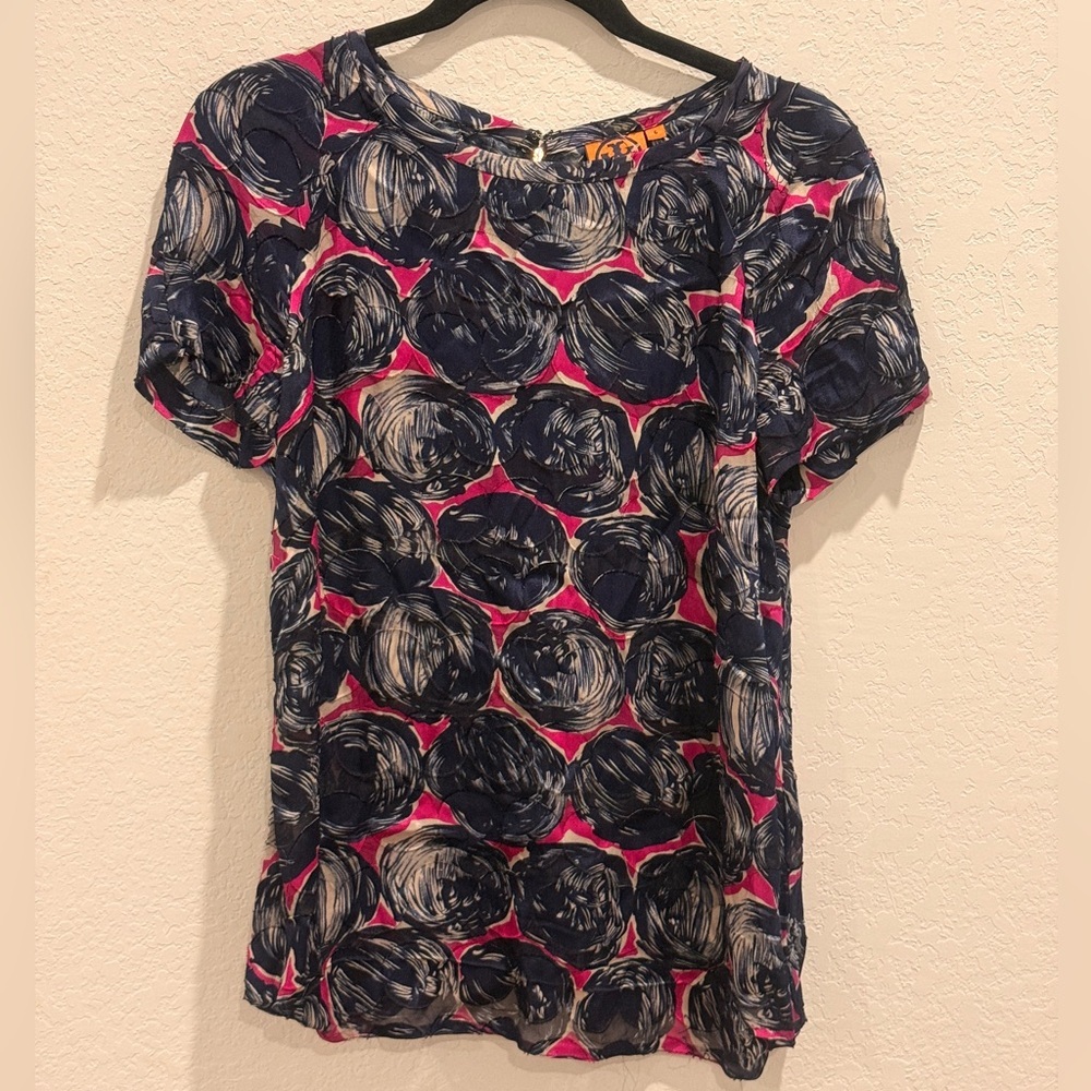 Tory Burch Navy and Pink Short Sleeve Swirl Print Tee